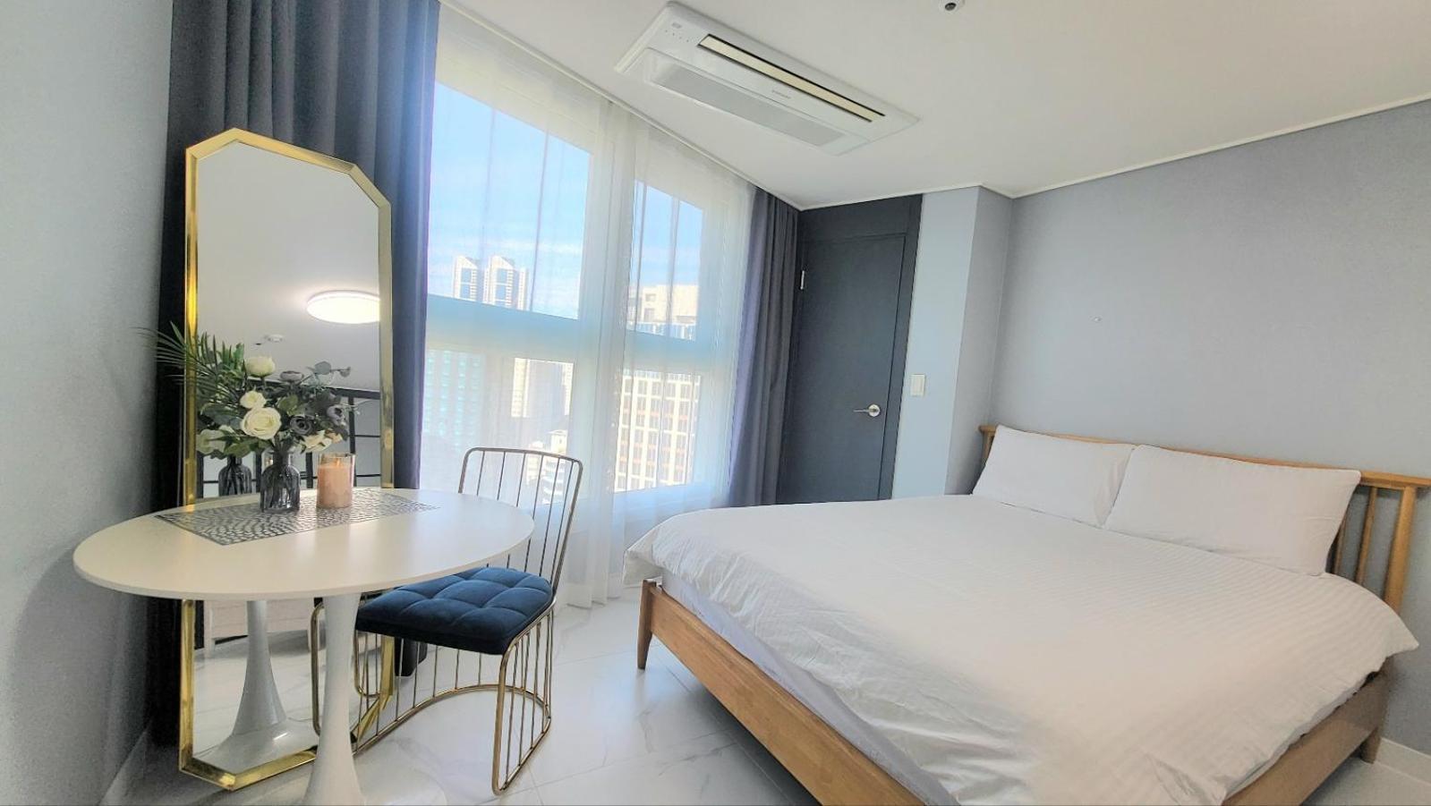 Haeundae Lavender House-Irua Hotel ปูซาน ภายนอก รูปภาพ