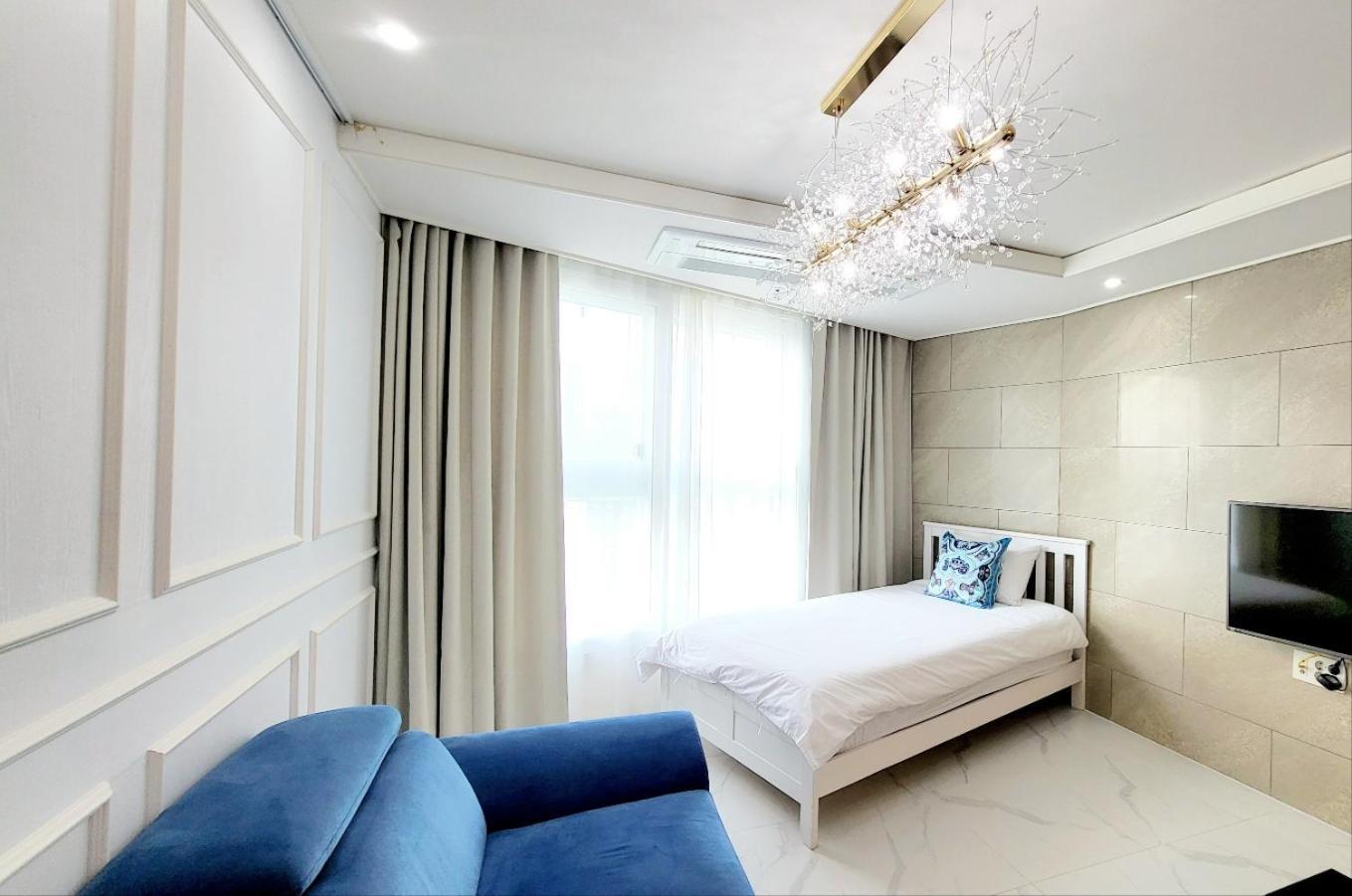 Haeundae Lavender House-Irua Hotel ปูซาน ภายนอก รูปภาพ