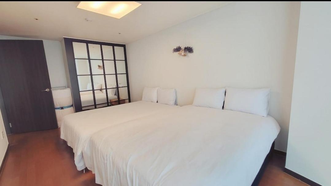 Haeundae Lavender House-Irua Hotel ปูซาน ภายนอก รูปภาพ