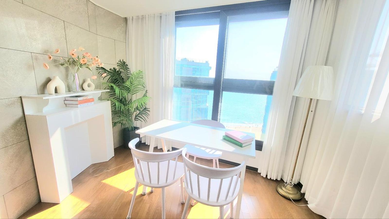 Haeundae Lavender House-Irua Hotel ปูซาน ภายนอก รูปภาพ
