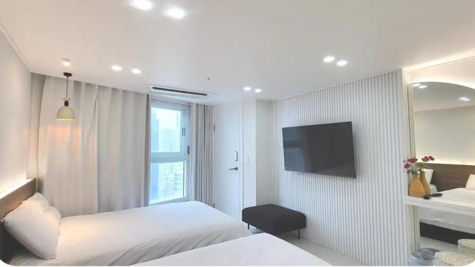 Haeundae Lavender House-Irua Hotel ปูซาน ภายนอก รูปภาพ
